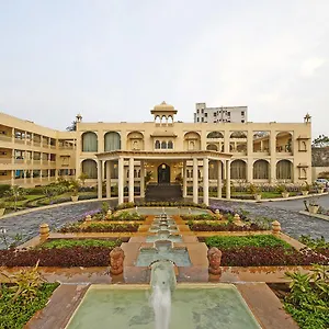 **** Resort Club Mahindra India