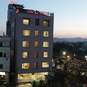 *** Hotel Varju India